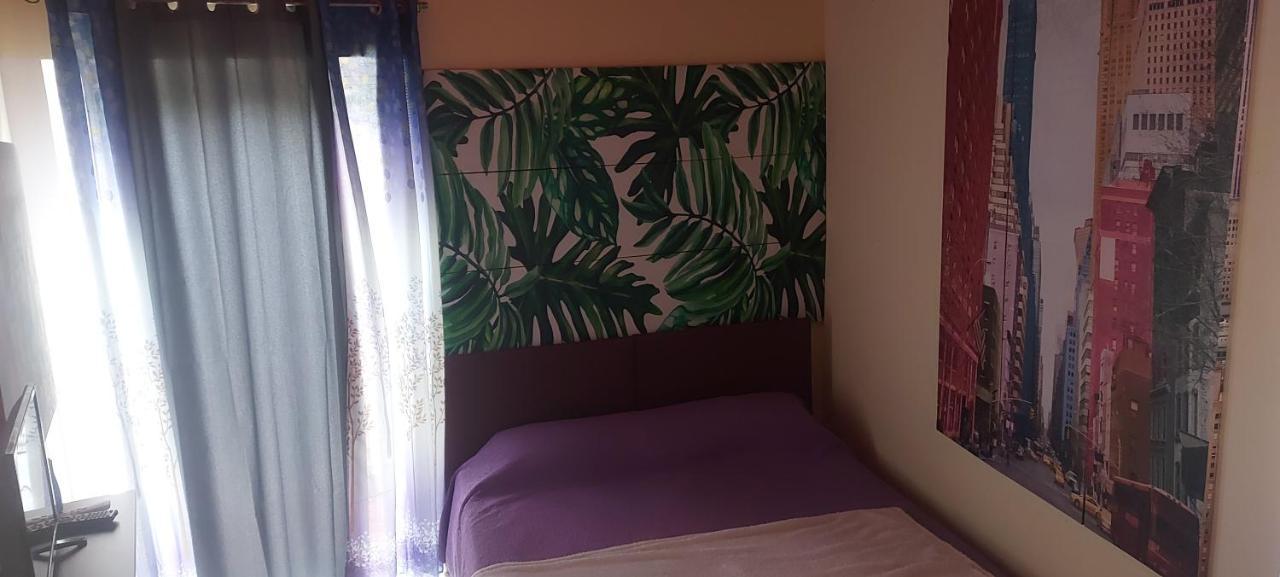 Stanza In Villa Con Giardino Con Box Doccia Idromassaggio Rent A Car Aci Bonaccorsi Buitenkant foto
